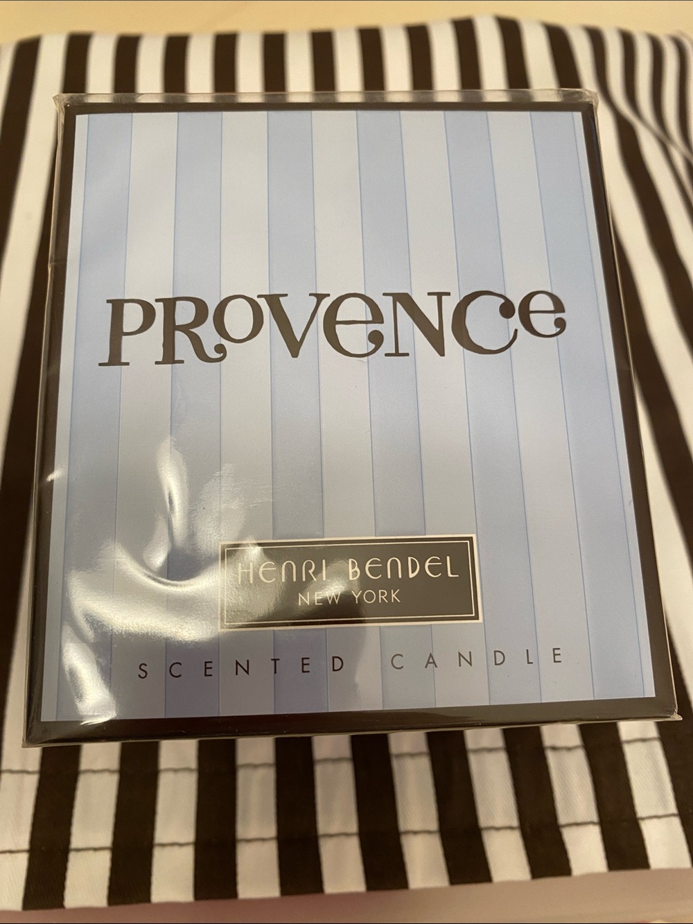 NIB Henri Bendel Provence Candle